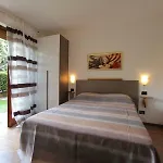 Holidays Artisti Peschiera del Garda